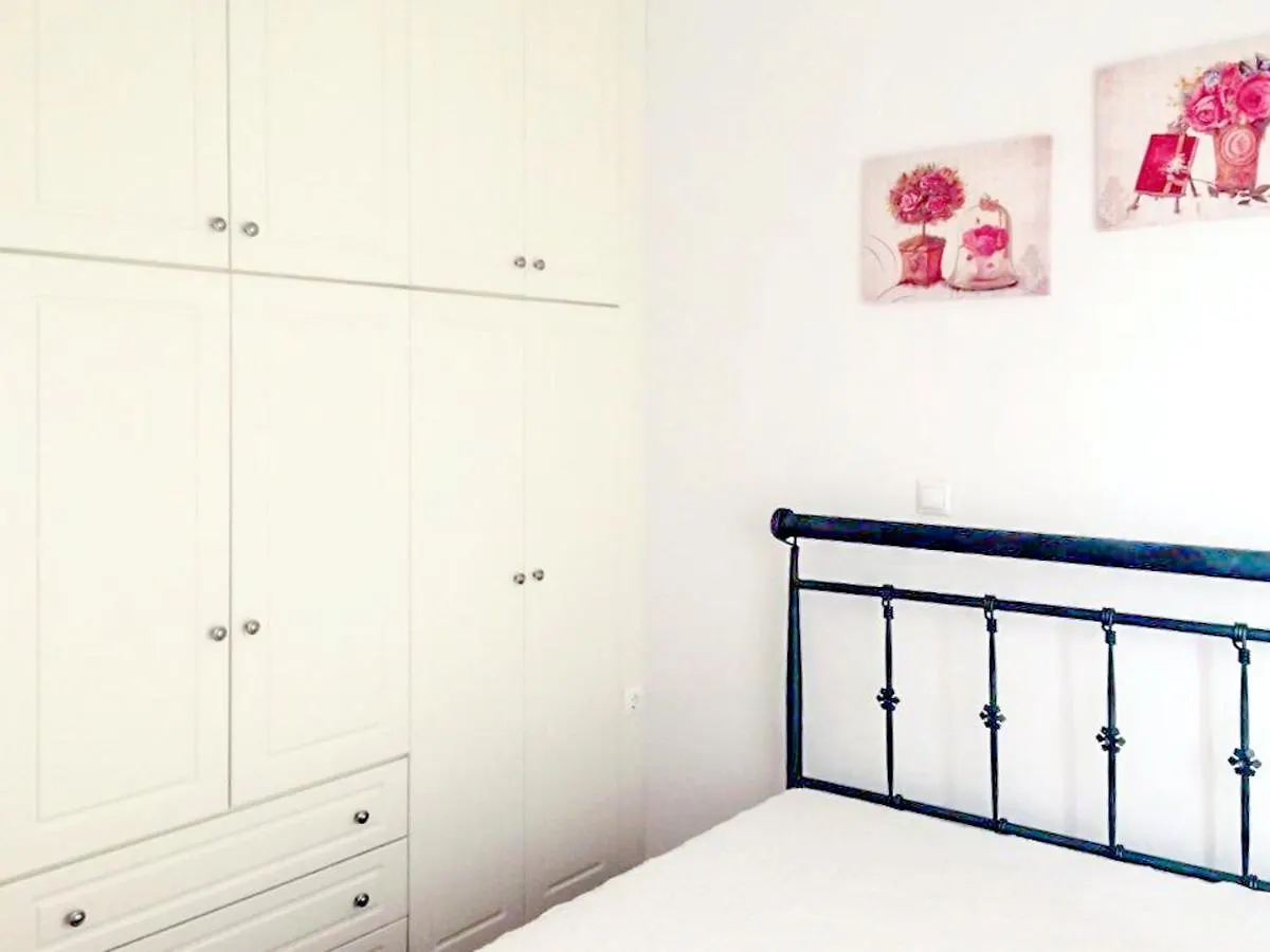 Apartment 3 Bedrooms Appartement With Sea View Enclosed Garden And Wifi At Tzamarelata 5 Km Away From The Beach