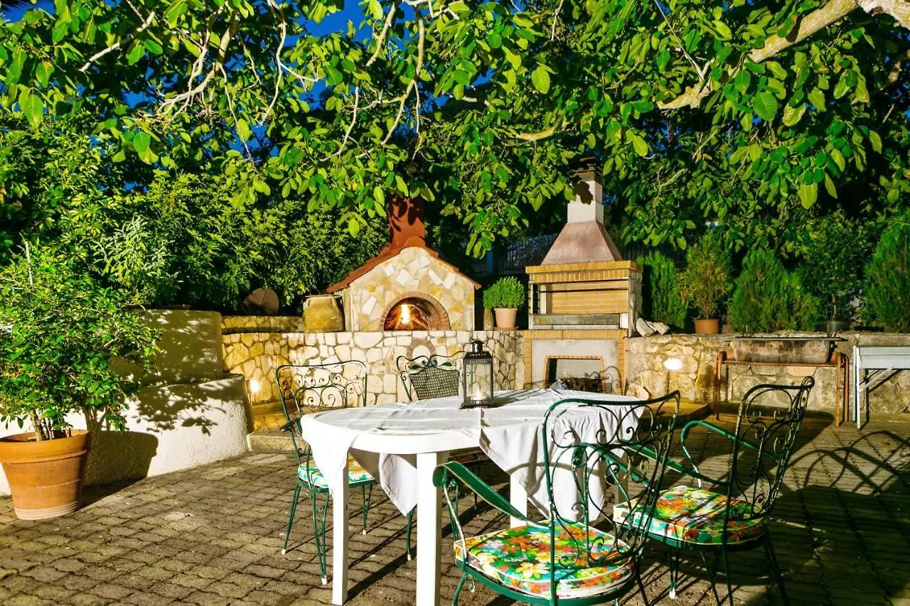 Apartment 3 Bedrooms Appartement With Sea View Enclosed Garden And Wifi At Tzamarelata 5 Km Away From The Beach Greece